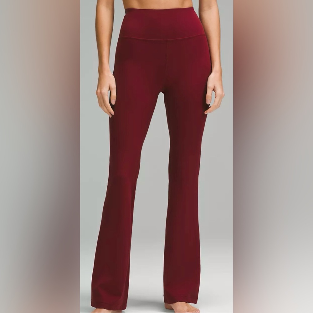 Lululemon Groove Super-High-Rise Flared Pant Align